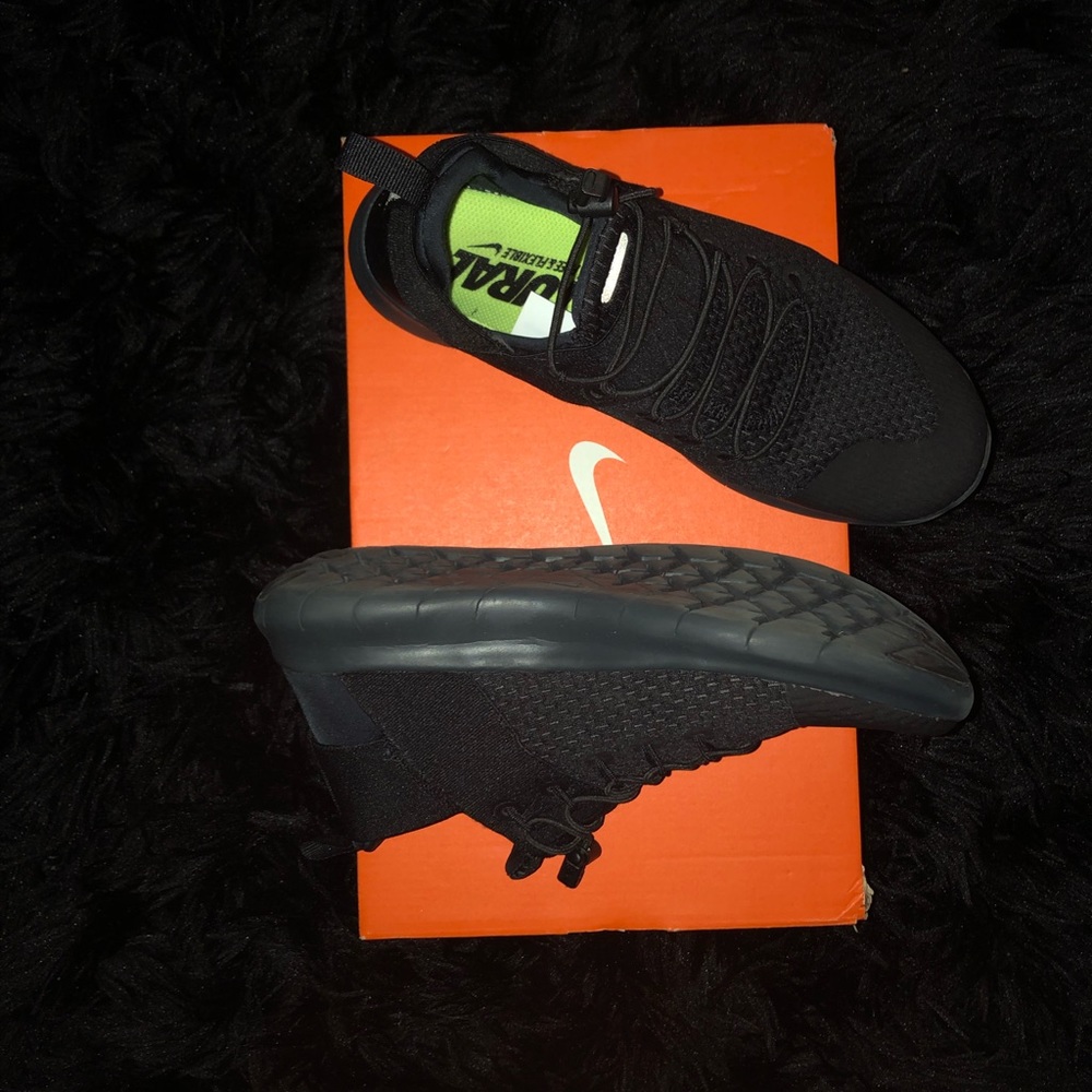 Women’s Nike Free RN CMTR 2017 running shoes